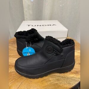 Tundra Women's Waterproof Ankle Boots